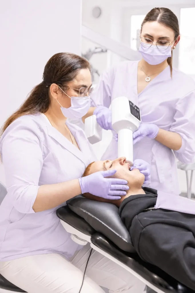 root canal treatment in London, dental root canal treatment in Wandsworth London, root canal treatment in Wandsworth London, root canal dentist London, Emergency root canal London